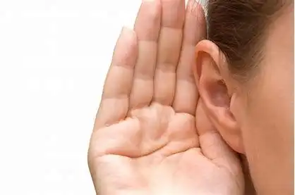 Telinga Sering Berdenging Tanpa Sebab? Kenali Tinnitus dan Penyebabnya