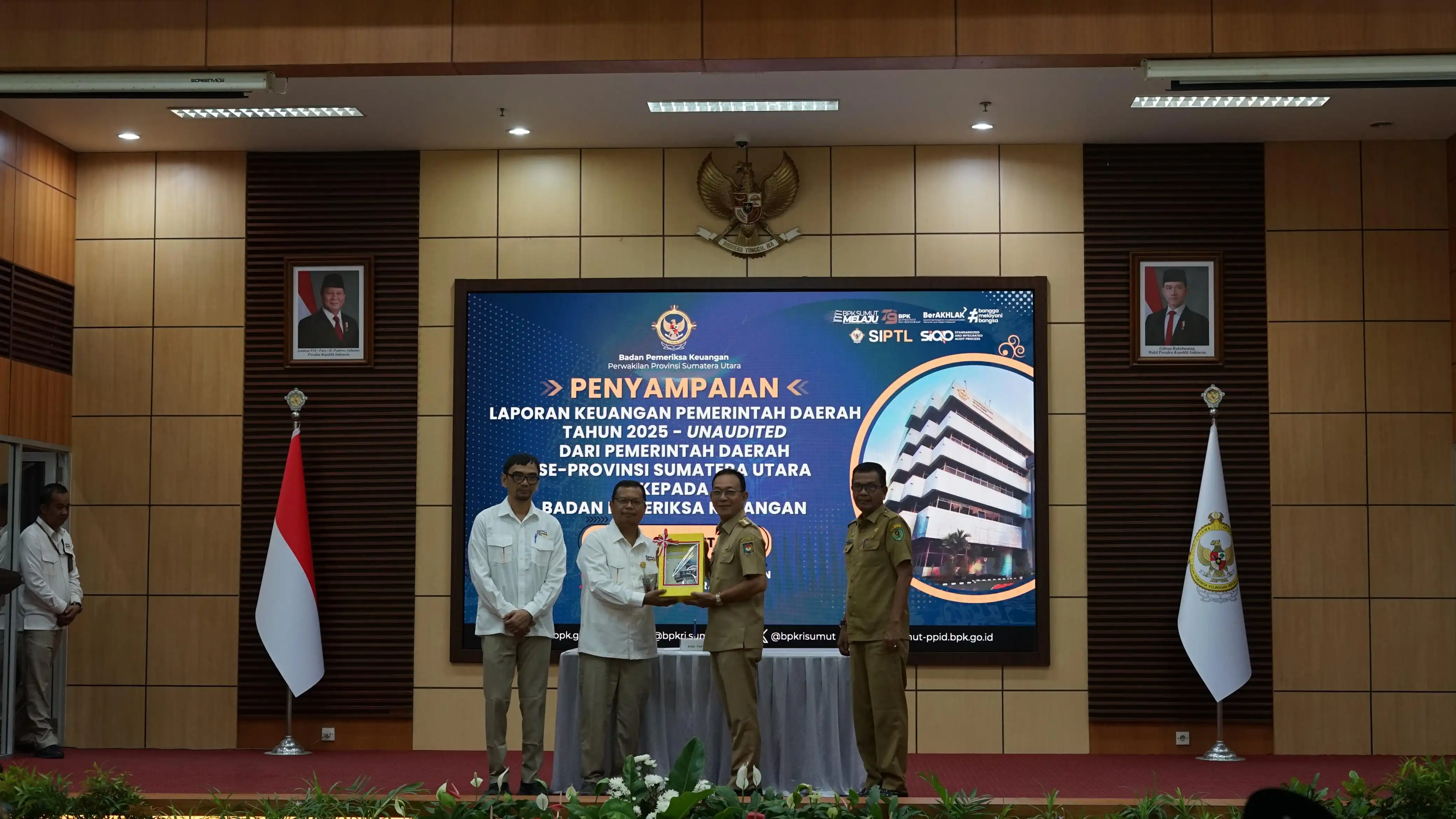 Pemkab Tapsel Serahkan LKPD 2025 ke BPK RI, Bupati Gus Irawan Optimistis Raih Hasil Terbaik