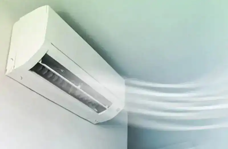 Cara Menjaga Mood Kerja Tetap Stabil Saat Cuaca Ekstrem