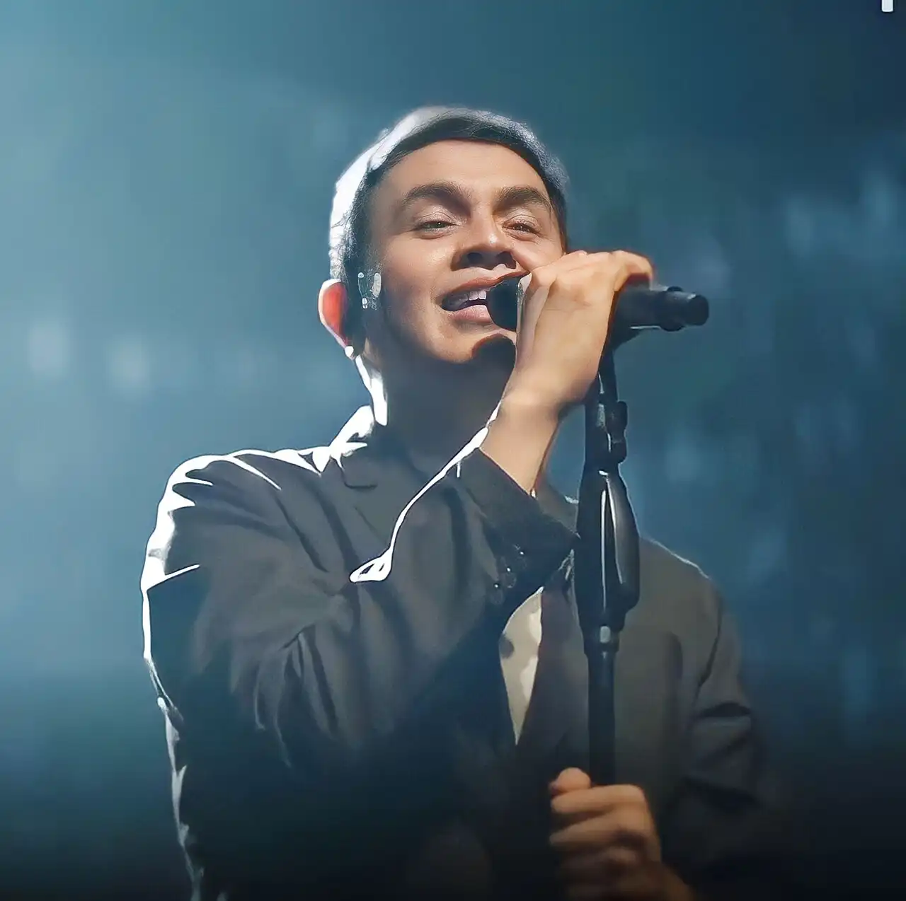 Keunikan Gaya Bernyanyi Tulus