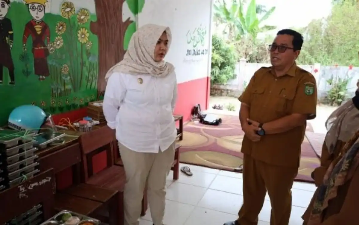 Sidak Sekolah di Panyabungan, Wabup Madina Minta Pengawasan Ketat Program Makan Bergizi Gratis