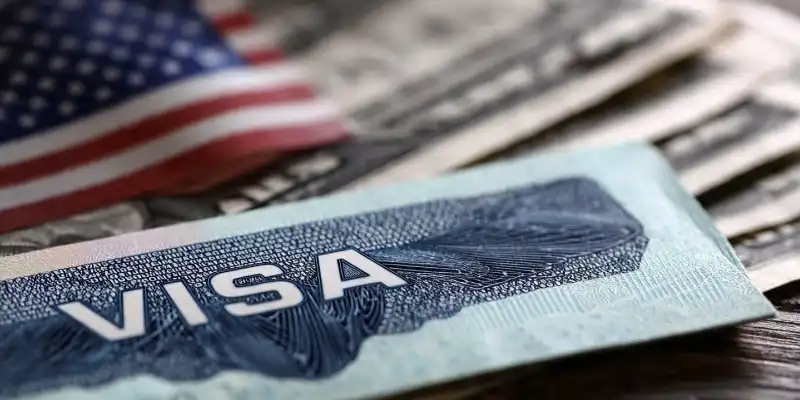 AS Resmikan Kebijakan Visa Bond, Pemohon dari 50 Negara Wajib Setor Jaminan hingga Rp360 Juta