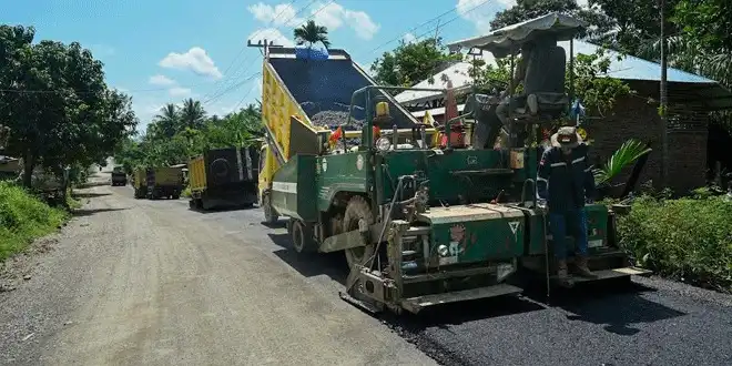 Jalan Mulai Mulus, Warga Paluta Rasakan Dampak Perbaikan Ruas Hutaimbaru-Sipiongot