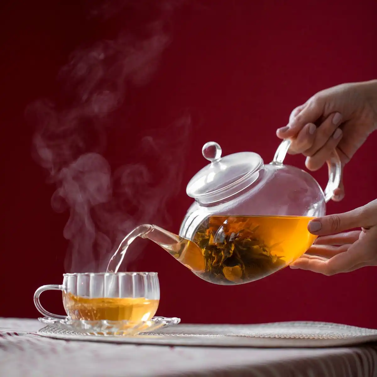 Minum Teh Setelah Makan Bisa Memengaruhi Penyerapan Zat Besi, Benarkah?