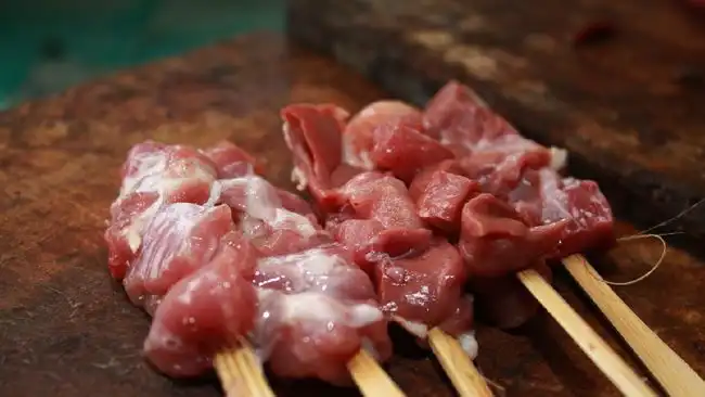 Usia 50 Tahun Masih Boleh Makan Daging Kambing? Ini Penjelasannya
