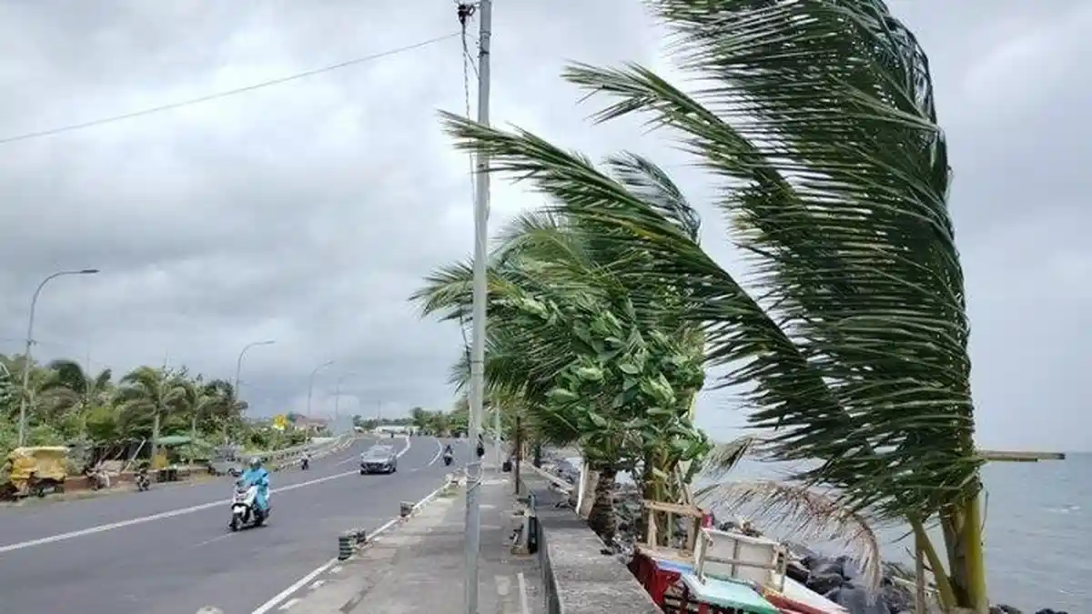 Potensi Cuaca Daerah di Indonesia, Minggu 12 Juli 2026: Aceh Waspada Angin Kencang
