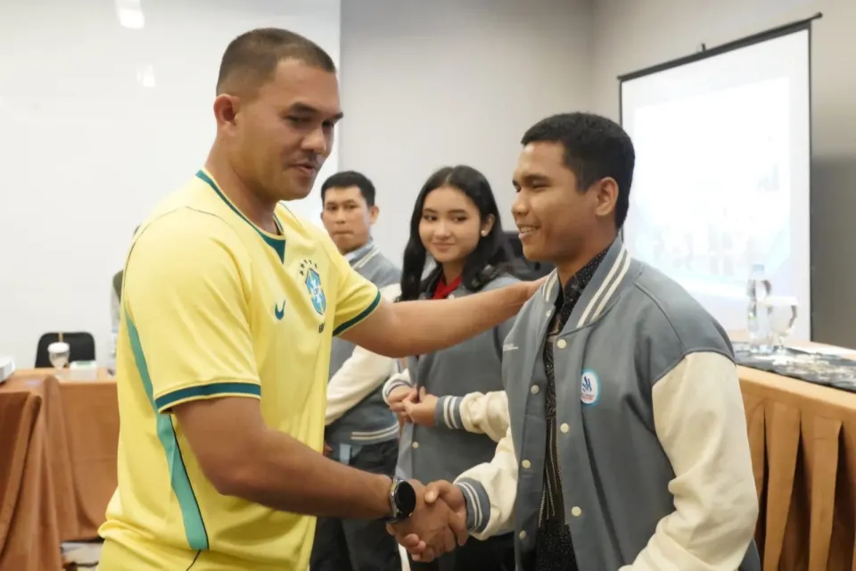 Kadisdik Sumut Lepas Siswa Ikuti LKS Tingkat Nasional