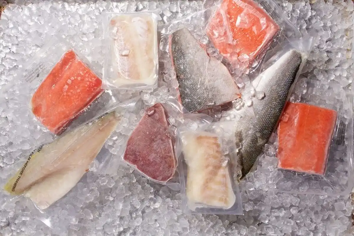 Ikan Segar vs Ikan Beku: Benarkah Gizinya Beda Jauh atau Cuma Soal Gengsi?