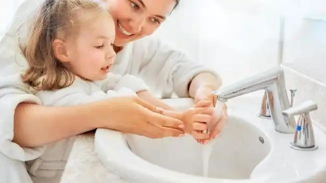 6 Kebiasaan Sederhana agar Anak Tetap Sehat dan Tidak Mudah Terkena Infeksi