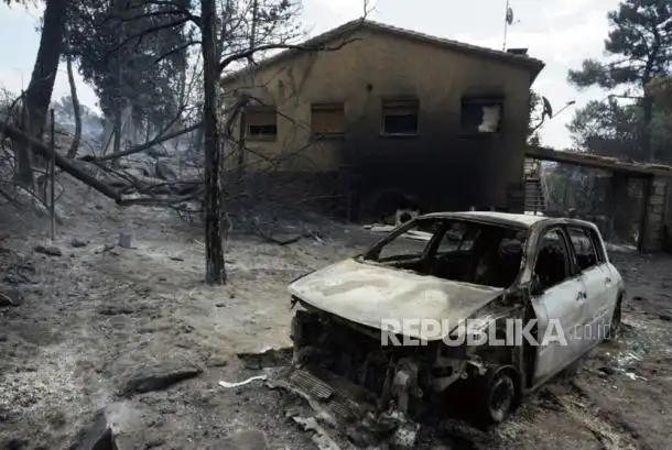 Kebakaran Hutan Meluas di Spanyol dan Prancis, Lebih dari 250 Ribu Orang Dievakuasi