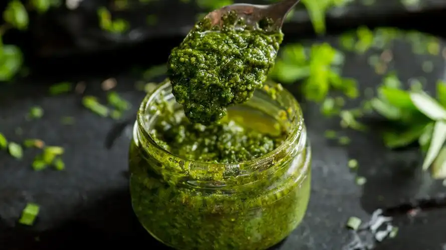 Apa Itu Pesto? Saus Khas Italia yang Kaya Rasa dan Mudah Dipadukan dengan Berbagai Hidangan