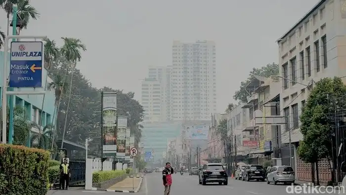 BMKG: Asap Terdeteksi di Seluruh Sumatera Utara, Jarak Pandang Menurun