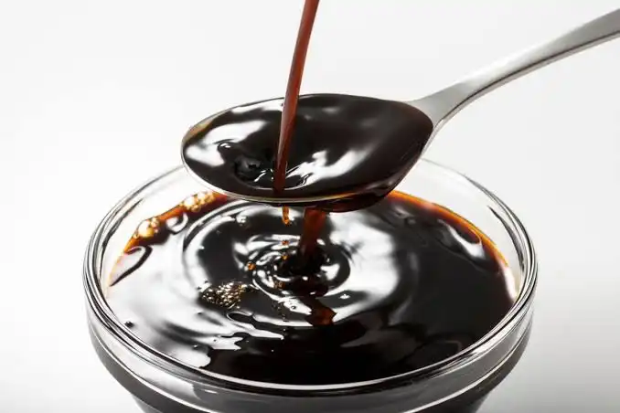 Mengapa Kecap Memiliki Warna Gelap dan Rasa yang Khas?