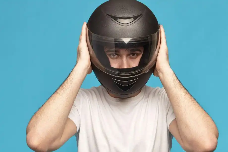 Helm Bukan Sekadar Pelengkap, Ini Alasan Keselamatan Harus Diutamakan