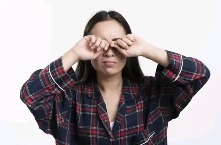 Bahayakah Mengucek Mata? Kenali Dampak dan Cara Aman Mengatasinya