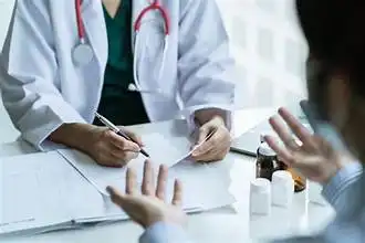 Mengapa Dokter Selalu Menanyakan Riwayat Kesehatan? Ternyata Ini Alasannya