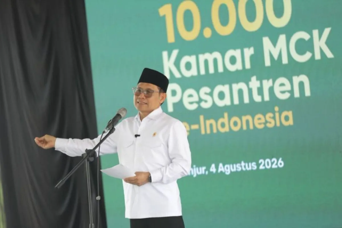 Menko PM luncurkan program 10.000 MCK untuk pesantren di Indonesia