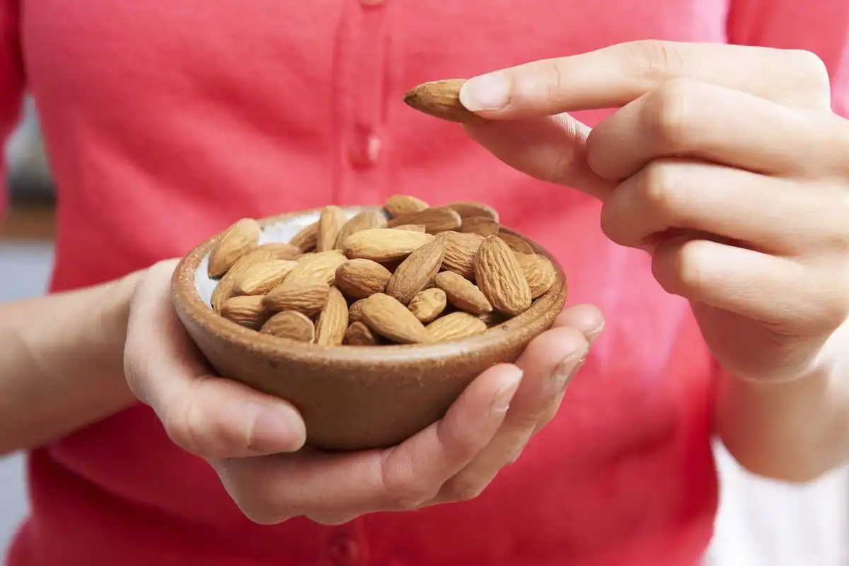 Apa yang Terjadi jika Makan Kacang Setiap Hari?  