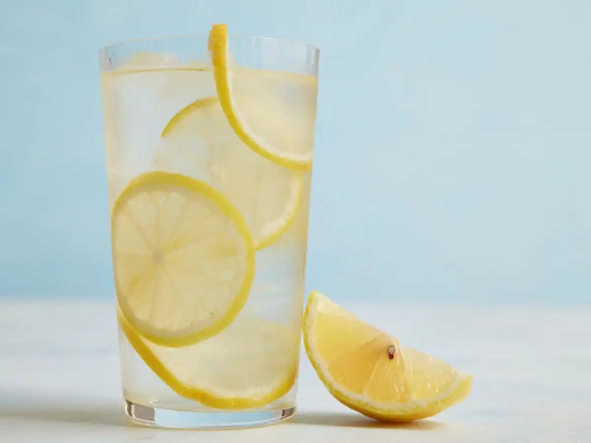 Mitos atau Fakta: Air Lemon Bisa Menurunkan Berat Badan Secara Instan?