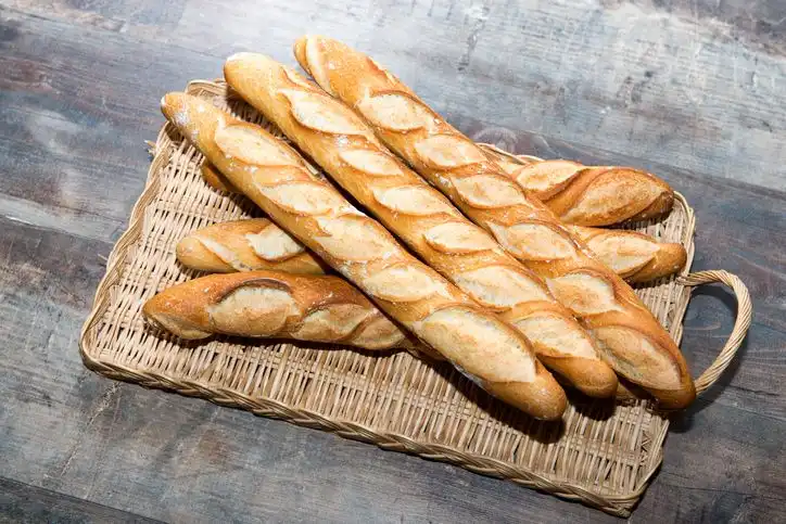 Mengapa Roti Baguette Begitu Identik dengan Prancis? Ini Sejarahnya
