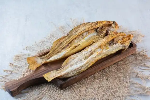 Ikan Asin: Manfaat, Risiko Kesehatan, dan Cara Konsumsi yang Aman