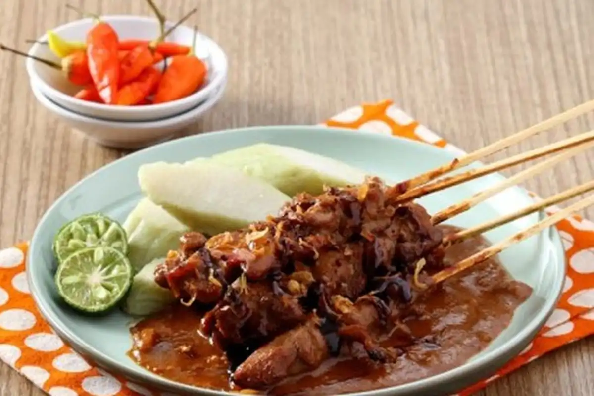 Kuliner Jalanan yang Memiliki Cerita Panjang di Balik Popularitasnya