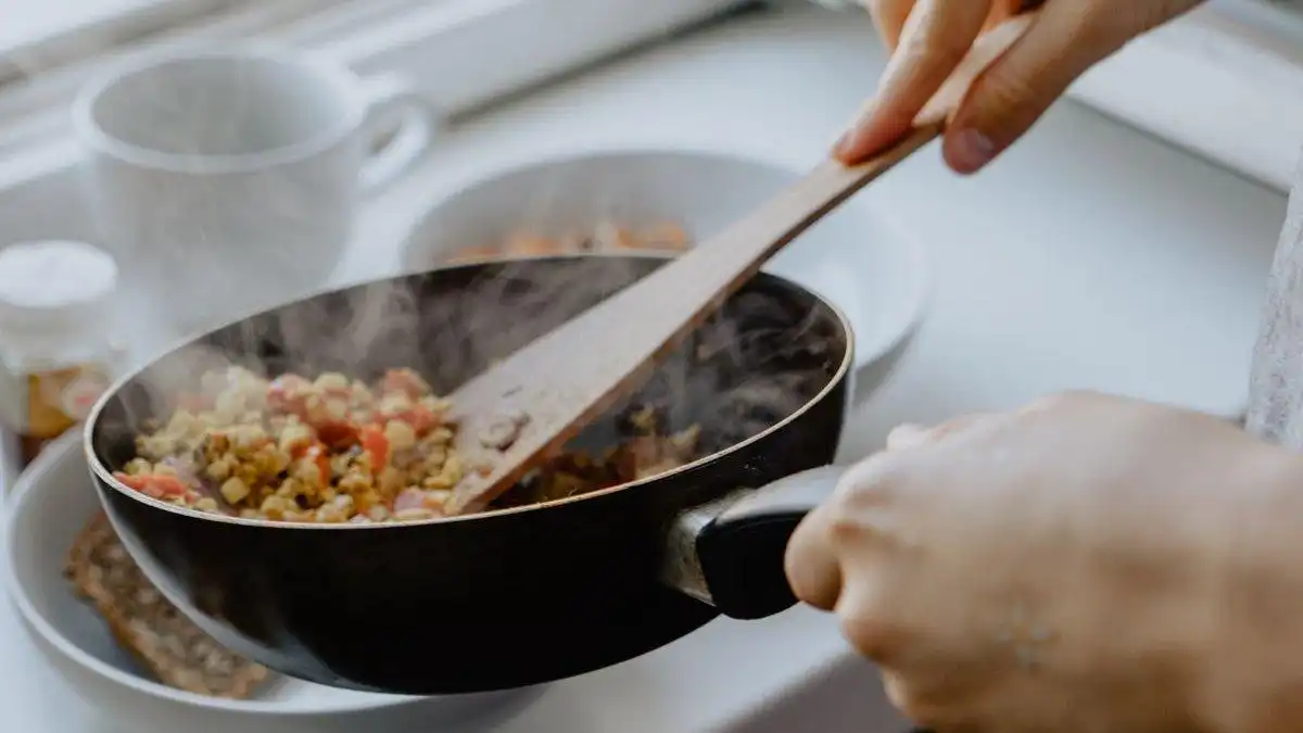 Kenapa Bau Masakan Bisa Menyebar ke Seluruh Rumah? Ini Penjelasan Ilmiahnya