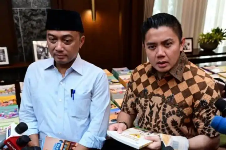 Pemerintah Matangkan Pembaruan Buku Ajar Nasional, Prabowo Soroti Kualitas Materi dan Fisik Buku Pelajaran