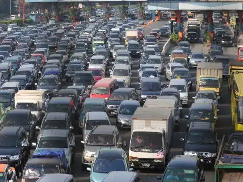 Realita Healing: Kenapa Libur Panjang di Indonesia Hampir Selalu Berujung Macet?