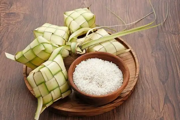 Asal Usul Ketupat: Sejarah dan Filosofi Makanan Khas Lebaran yang Penuh Makna