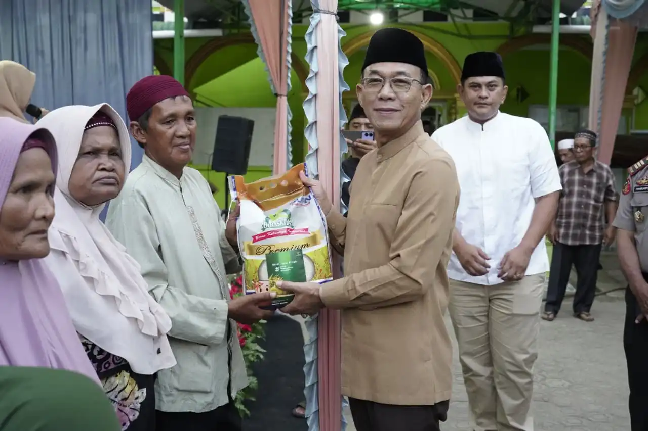 Bupati Tapsel Perkenalkan Varietas Padi Gama Gora untuk Dongkrak Produksi Pascabencana