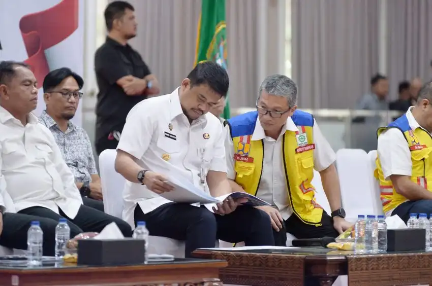 Bobby Nasution Ikuti Peresmian 1.151 Km Jalan Daerah, Sumut Kebagian 7,10 Km Proyek IJD