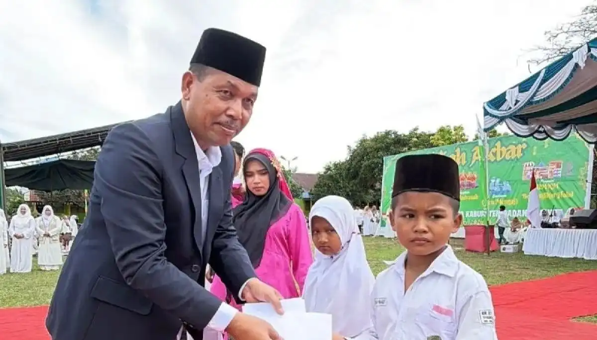 Kemenag Padang Lawas Gelar Tabligh Akbar Isra Mi'raj dan Sambut Ramadhan 1447 H, Salurkan Santunan dan Sertifikat Halal
