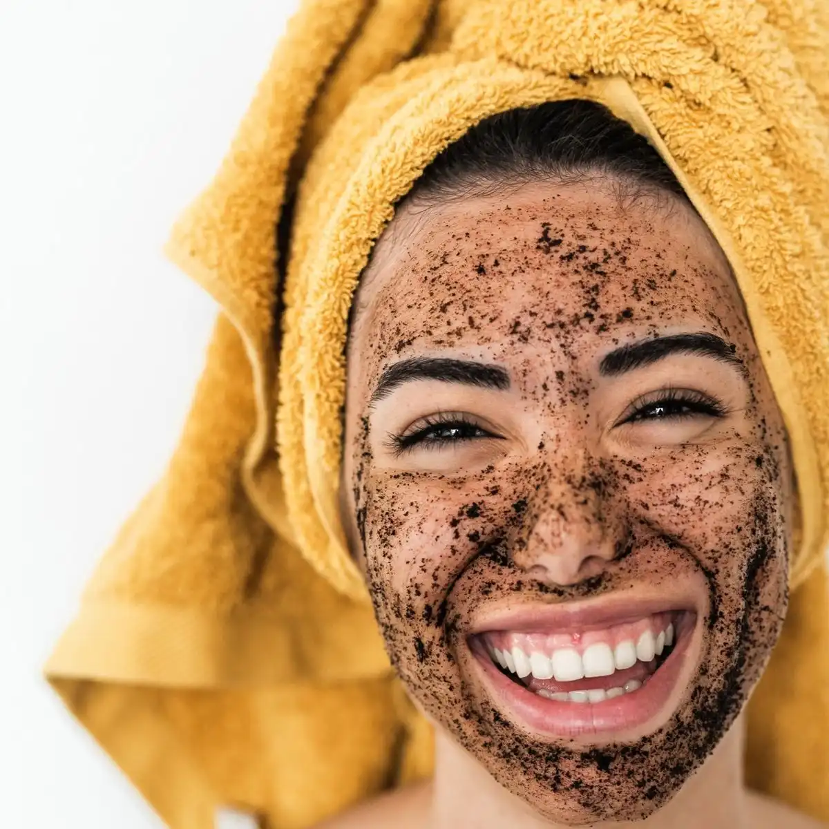 Fakta atau Mitos: Kopi Bisa Dijadikan Scrub Wajah?