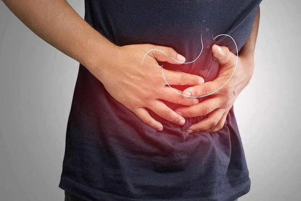 Jangan Asal Makan Buah! Ini Pantangan untuk Penderita Asam Lambung