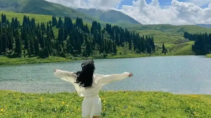 Rahasia Umur Panjang Bukan Sekadar Makan Sayur: 7 Kebiasaan Sehat yang Terbukti Bikin Awet Muda