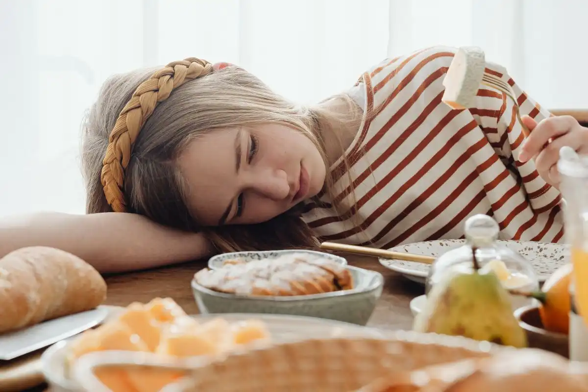 Mengapa Kurang Tidur Bisa Mempengaruhi Nafsu Makan?
