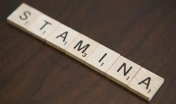 Zyfort Injeksi: Solusi untuk Nyeri Saraf dan Badan Mudah Pegal di Usia Produktif