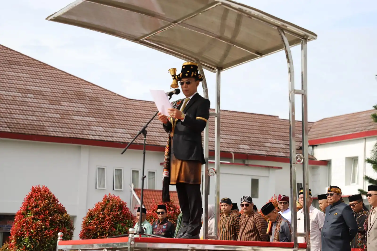 Hardiknas 2026, Gus Irawan Pimpin Upacara di Sipirok: Pendidikan Bermutu Butuh Partisipasi Semesta