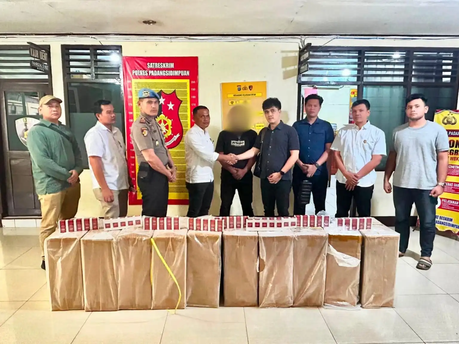 Polres Padangsidimpuan Bongkar Jalur Peredaran Rokok Ilegal, 128 Ribu Batang Rokok Tanpa Pita Cukai Diserahkan ke Bea Cukai Sibolga