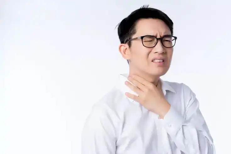 Tenggorokan Penuh Lendir? Gini Cara Ngusirnya Pakai Makanan dan Minuman yang Gampang Dicari