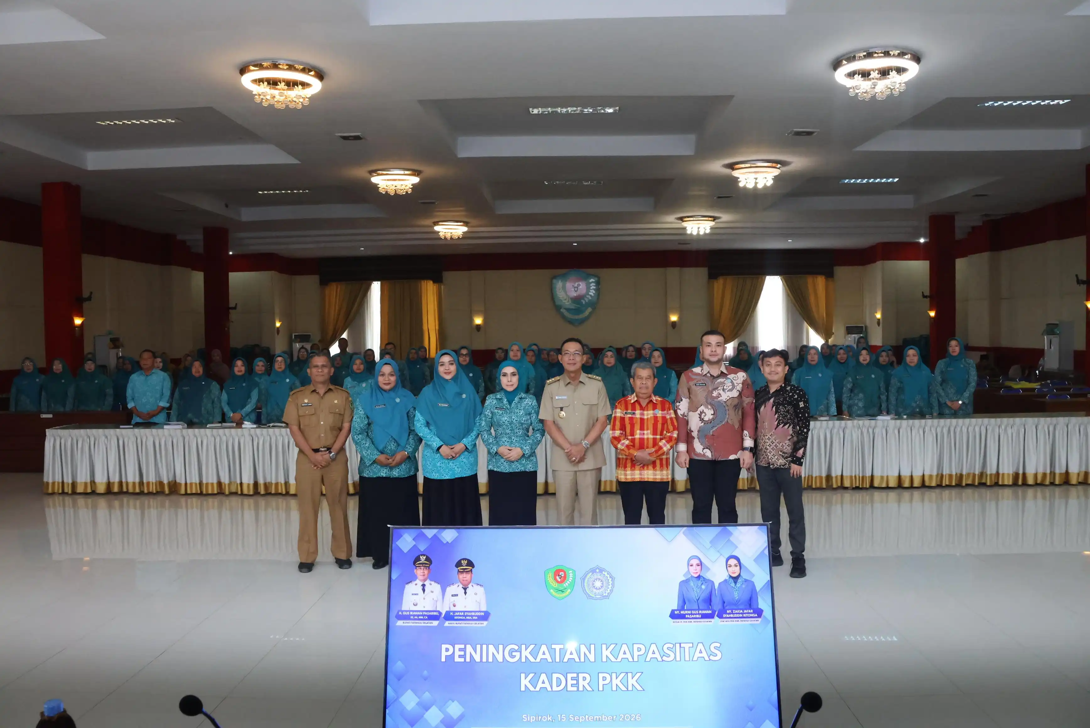 Bupati Tapsel Minta Kader PKK Tingkatkan Kapasitas dan Berorientasi pada Hasil