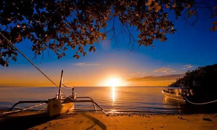 Bukan Sekadar Rotasi, Ini Alasan Senja dan Sunrise Selalu Terasa Spesial