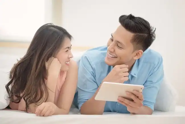 Ketika Cinta Berubah Jadi Dukungan: Pentingnya Punya Orang yang Mau Mendengarkan