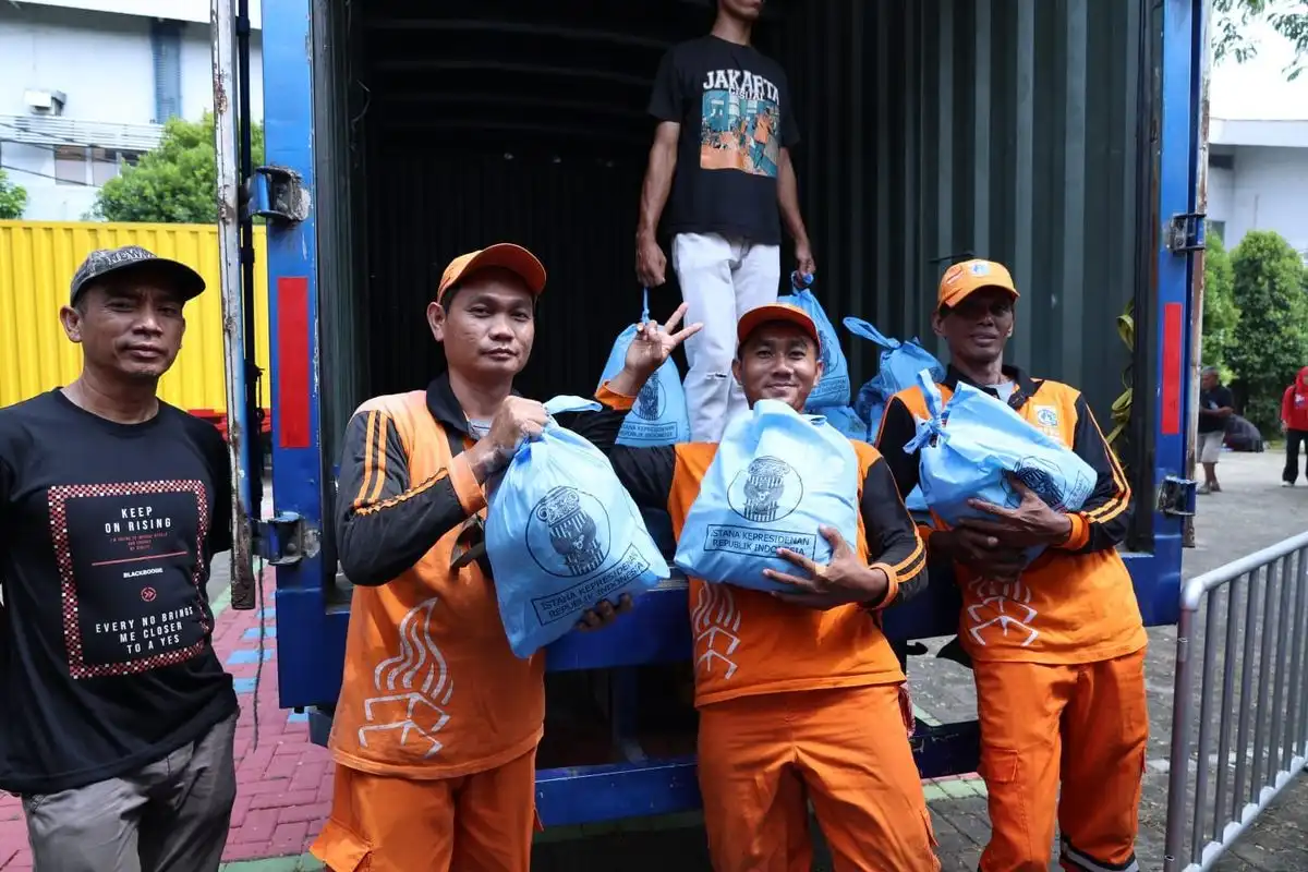Pemerintah Benahi DTSEN, Mayoritas Desil 10 Masyarakat Kelas Menengah Sumber: https://money.kompas.com/read/2026/08/22/195703926/pemerintah-benahi-dtsen-mayoritas-desil-10-masyarakat-kelas-menengah?source=headline. Membership: https://kmp.im/plus6 Download aplikasi: https://kmp.im/app6