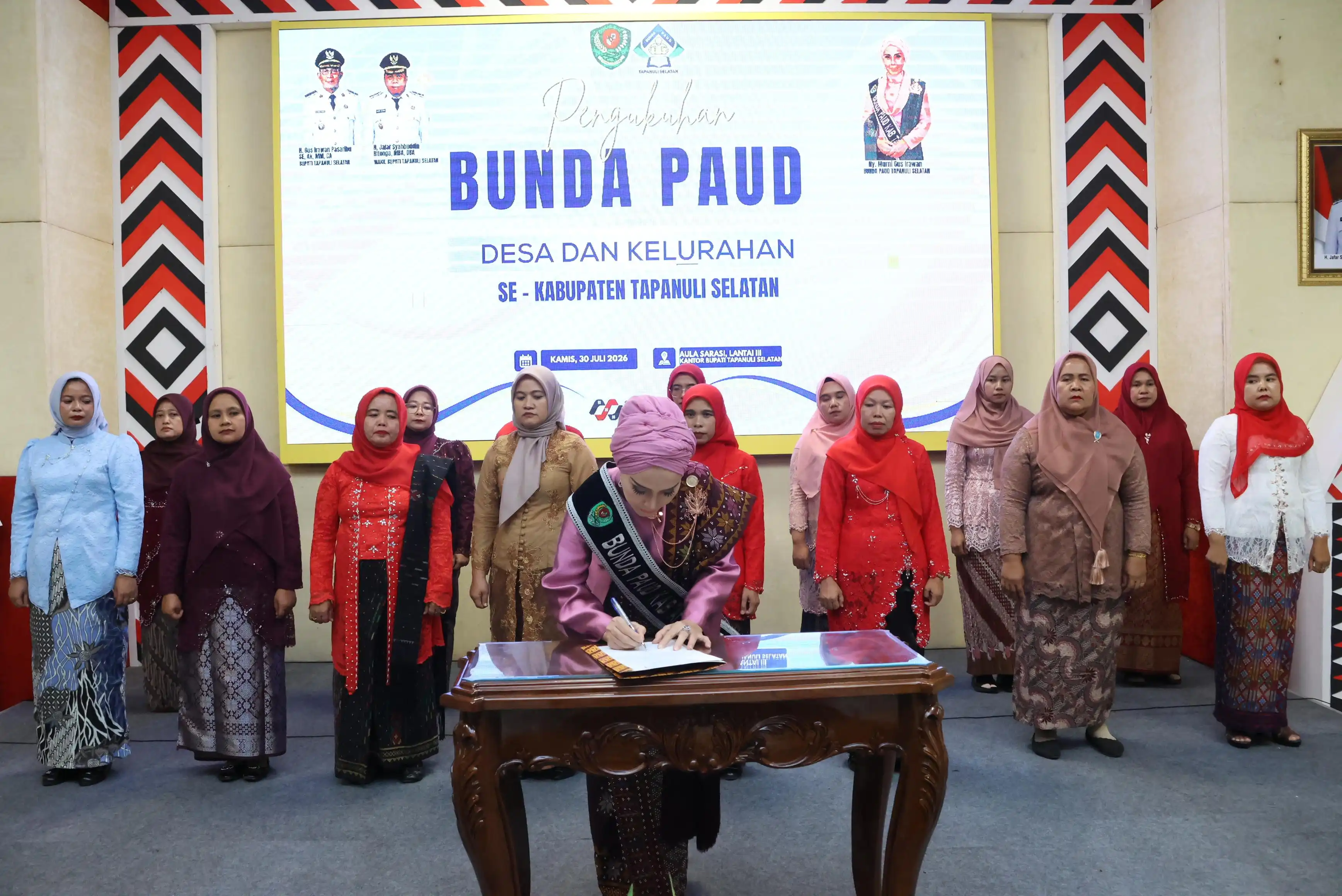 Bupati Gus Irawan Kukuhkan 248 Bunda PAUD, Targetkan Satu Desa Satu PAUD di Tapanuli Selatan