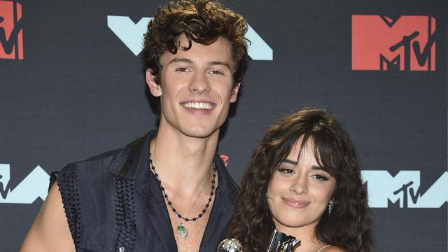 Shawn Mendes Rilis Lagu Patah Hati “It’ll Be Okay”, Usai Putus dari Camila Cabello