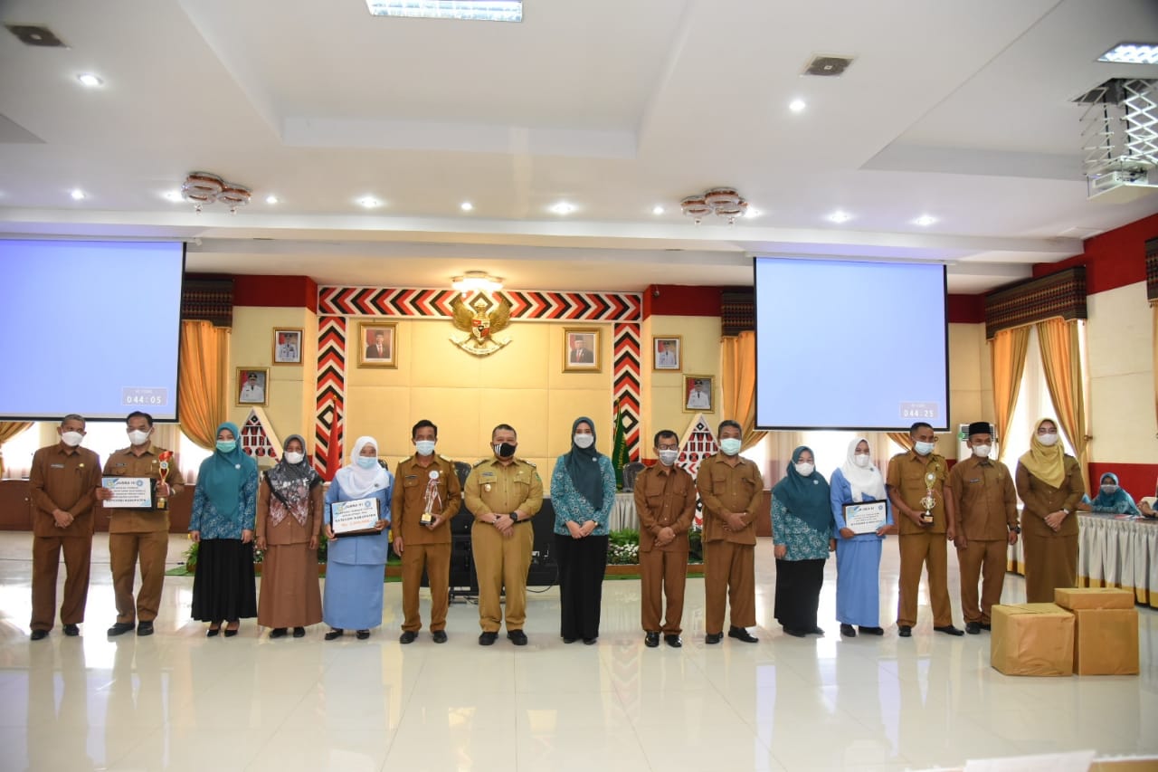 Bupati Tapsel : PKK Telah Banyak Membantu Dalam Menyukseskan Program Pemerintah