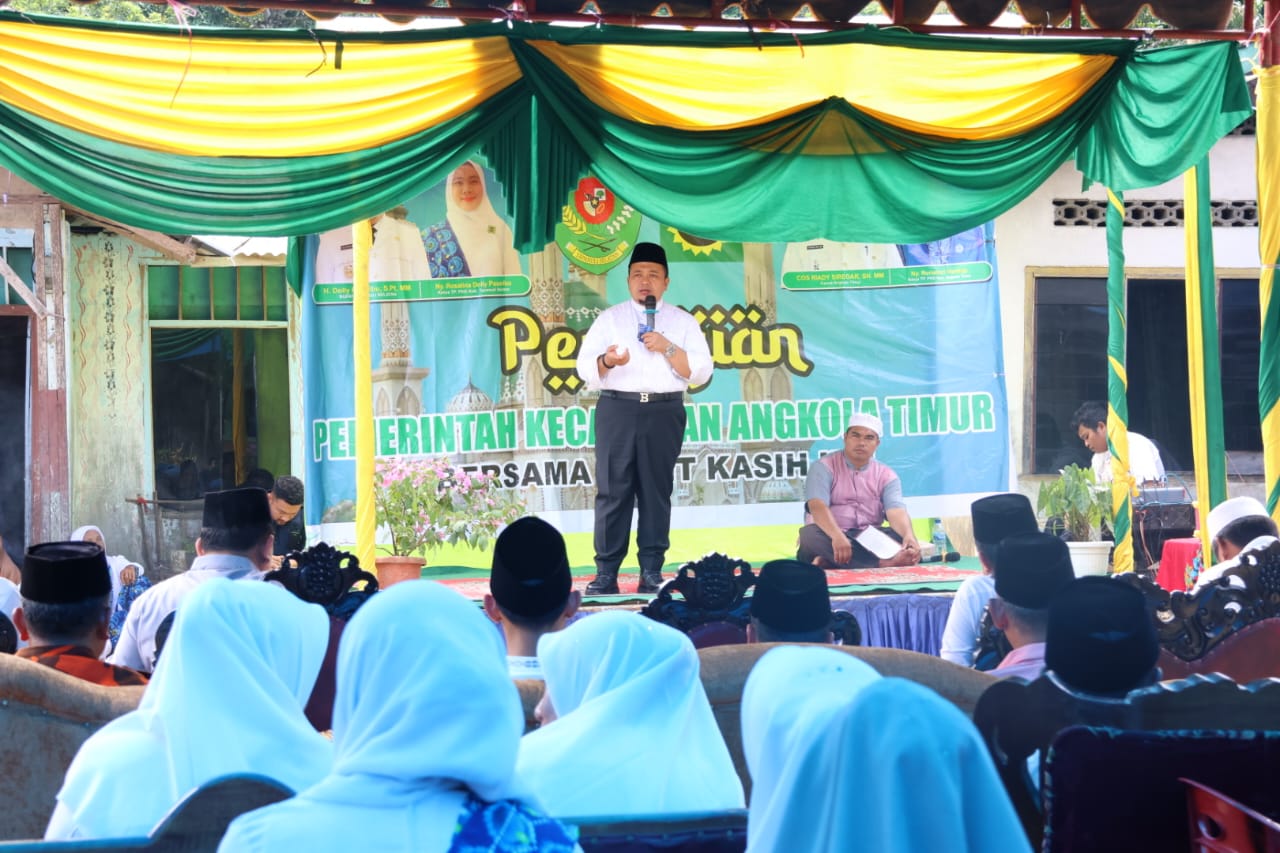 Hadiri Pengajian BKMT, Bupati Dolly Ajak Masyarakat Untuk Kompak Dalam Memajukan Pembangunan di Tapsel