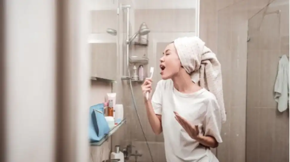Rahasia Suara Merdu di Kamar Mandi: Konser Solo Bak Bintang Dunia
